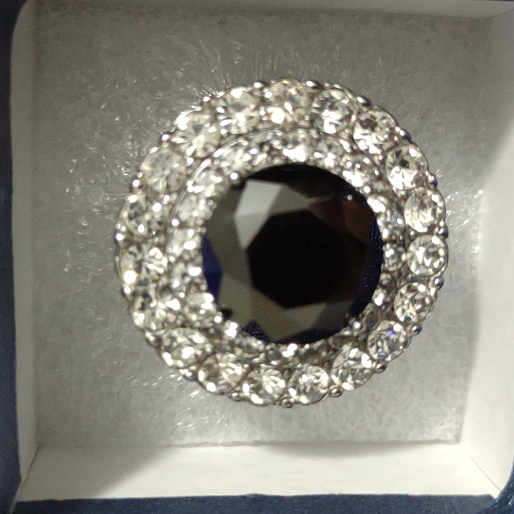 Ring Size 8 Black Onyx with simulated diamonds